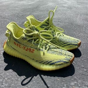 Yeezy boost 350 frozen yellow size 6.5